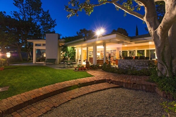 Elvis Presleys Beverly Hills home