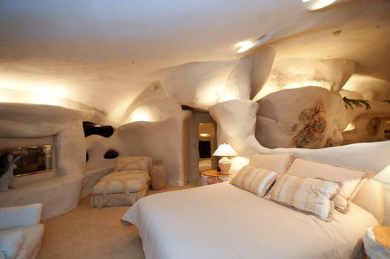 Dick Clark’s Flintstone-Style House 9