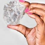 Второй по величине алмаз в мире Luxara-1
